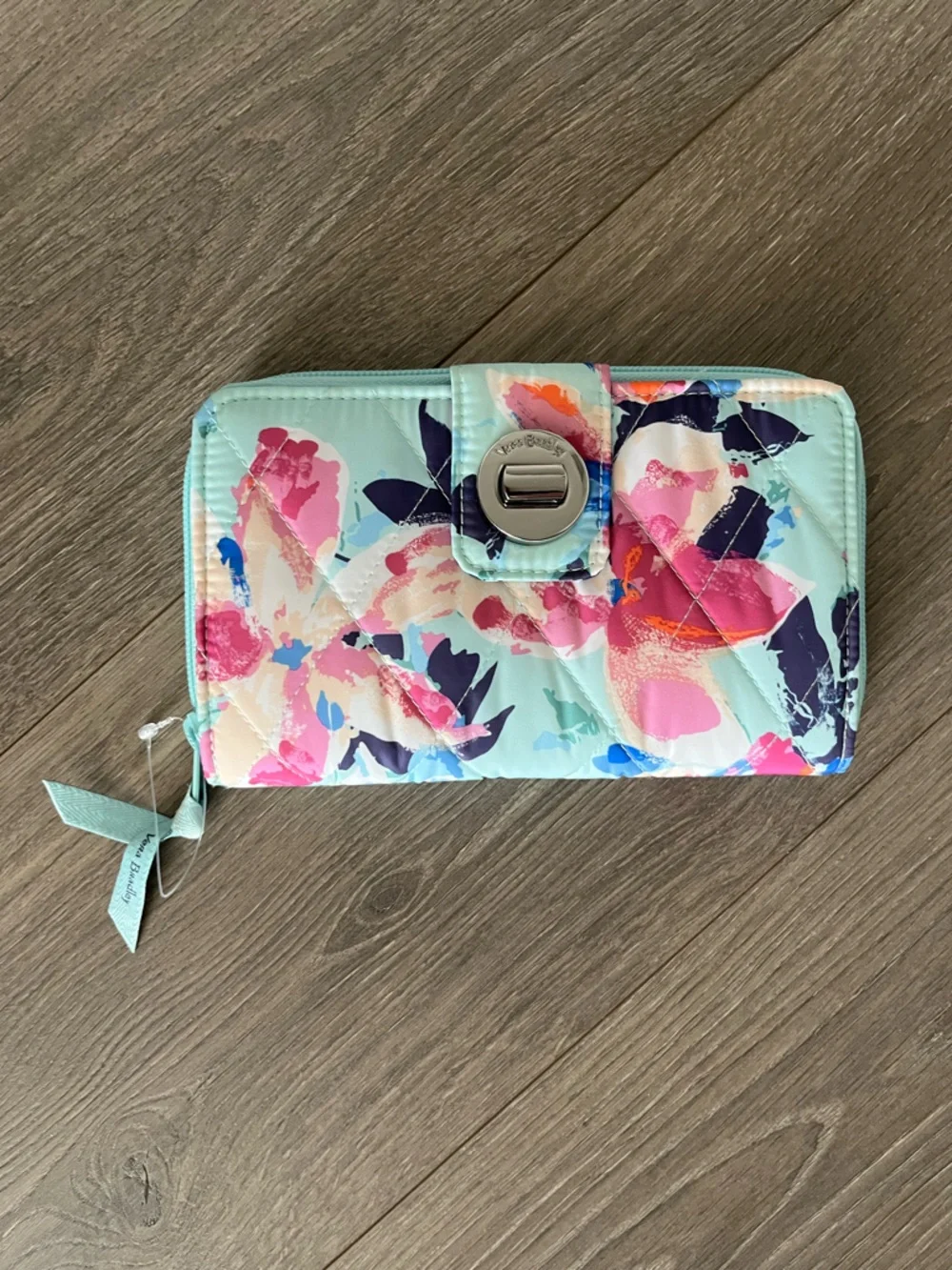 NWOT Vera Bradley Quilted Floral Accordion Turnlock Wallet in Aqua, Pink, Cream - Picture 13 of 13